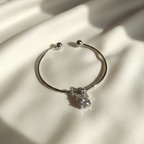 Celeste Bow Solitaire Kada