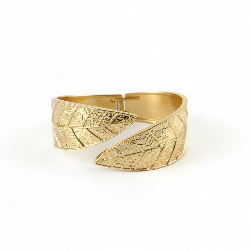 Leaf Textured Gold Kada